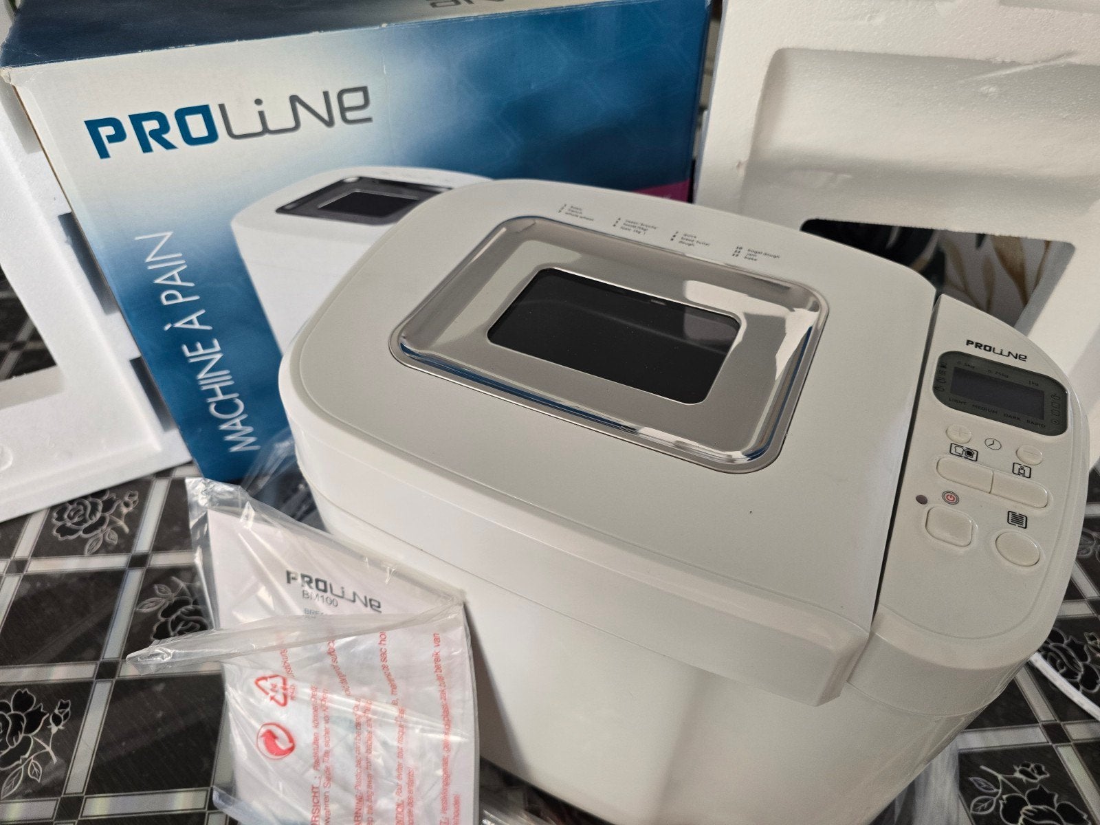 Proline BM100 broodbakmachine - nieuw, Ophalen, Nieuw, Kijkvenster