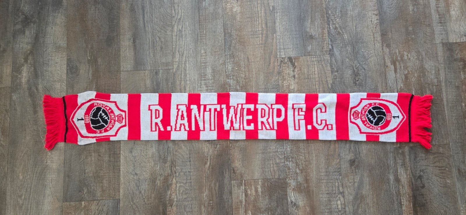 Sjaal Antwerp FC, Verzamelen, Ophalen of Verzenden, Zo goed als nieuw, Buitenlandse clubs, Vaantje of Sjaal
