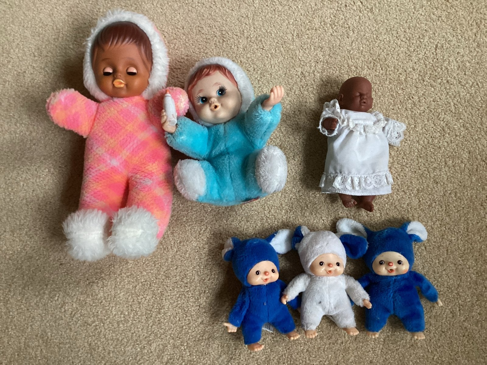 Knuffels vintage 6 x met 5 x duim in mond € 8, Ophalen of Verzenden, Gebruikt, Babypop