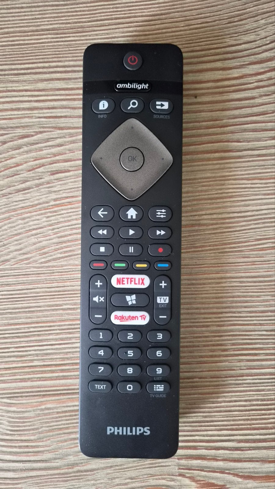 Foto 3 van Philips 43PUS6704/12 43" 4K UHD Smart TV + afstandsbedieni