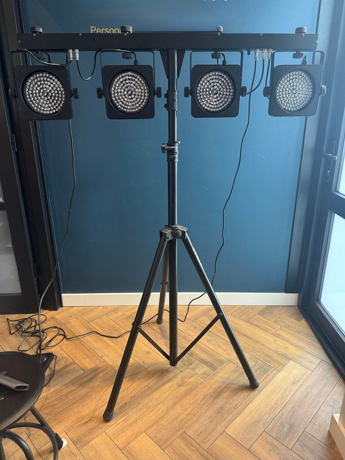 GLX Lighting LED Stage 4 Lichtset met Statief en Voetpedaal, Muziek en Instrumenten, Ophalen, Zo goed als nieuw, Licht, Geluidgestuurd