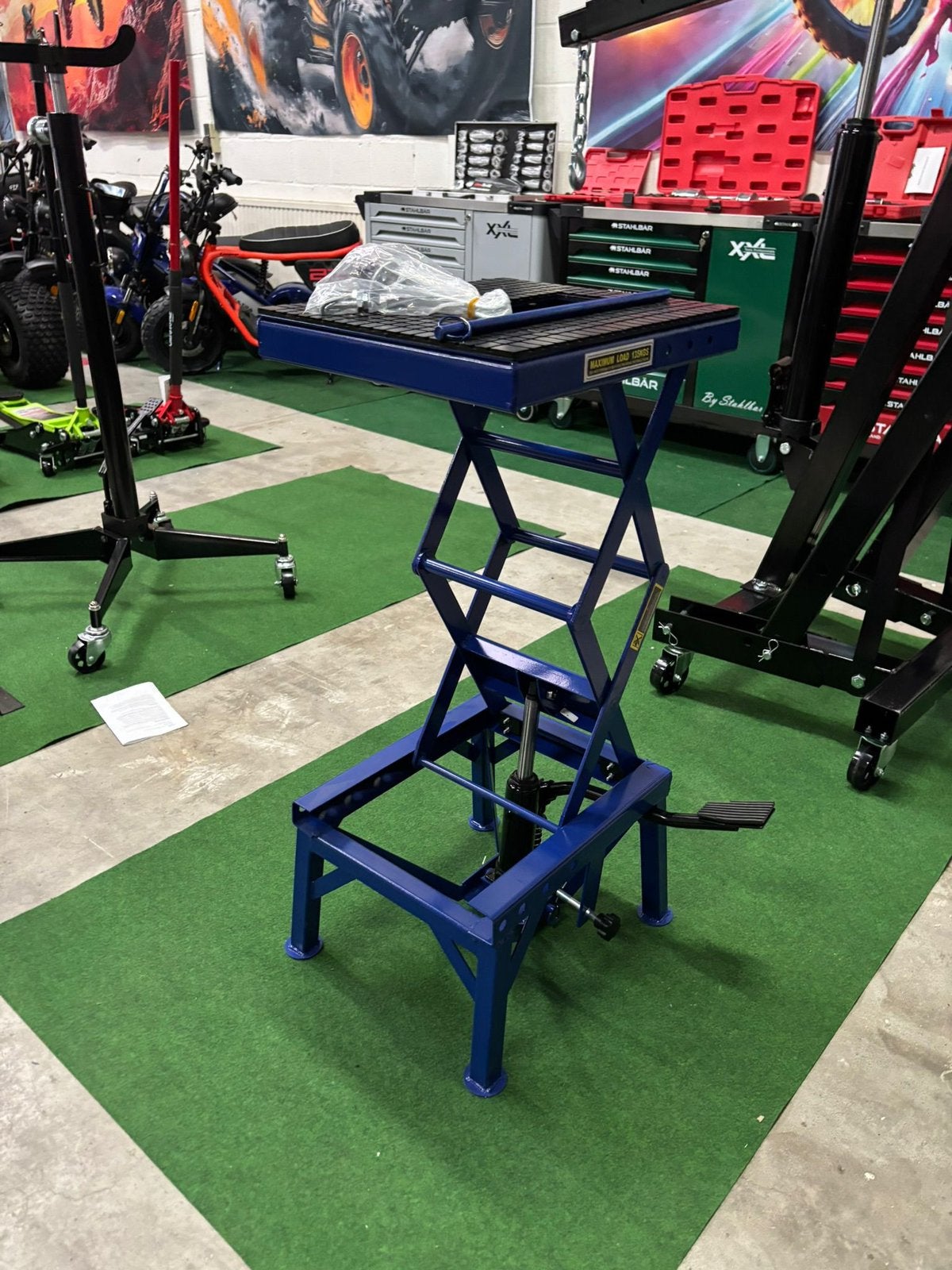 ‼️Nieuw‼️UltraToolz Werkbanklift Motorlift Hydraulisch 140KG, Ophalen of Verzenden, Nieuw, Garagekrik