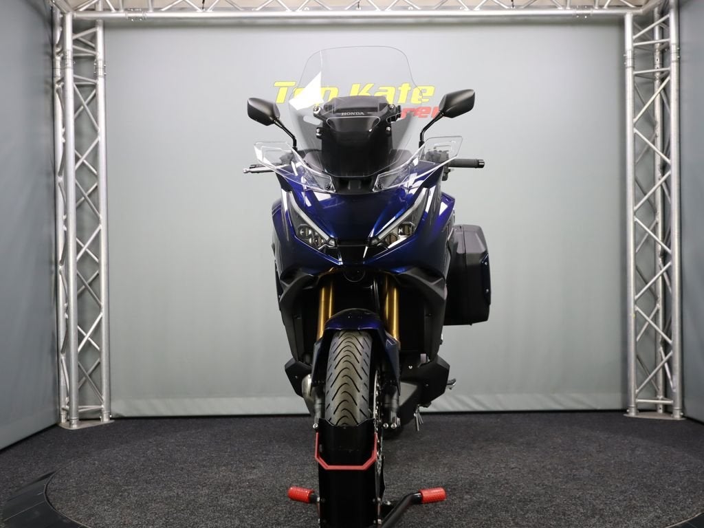 Honda NT 1100 DCT Electronic Suspension, Bedrijf, Toermotor
