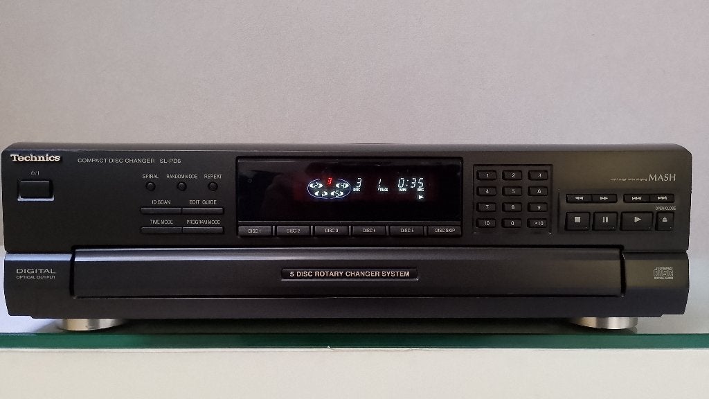 Technics SL PD6 " 5 CD wisselaar" + 5  CD'S & RCA KABEL., Ophalen of Verzenden, Gebruikt, Technics, Wisselaar