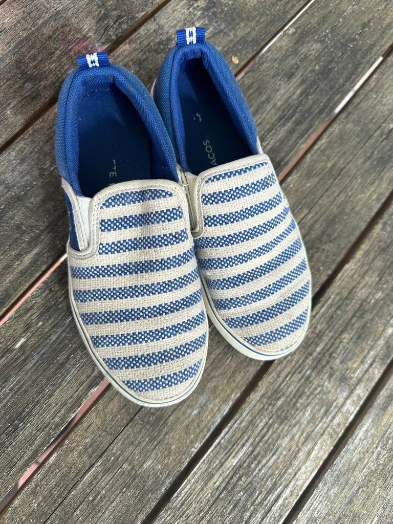 Lacoste gestreepte instappers maat 29, Ophalen of Verzenden, Zo goed als nieuw, Jongen of Meisje, Schoenen