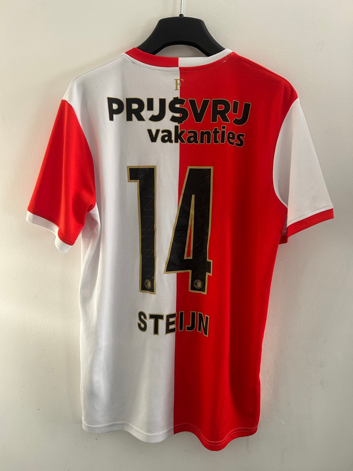 Feyenoord Thuisshirt 2025/2026 Sem Steijn Maat M Nieuw, Maat 48/50 (M), Nieuw, Ophalen of Verzenden, Voetbal