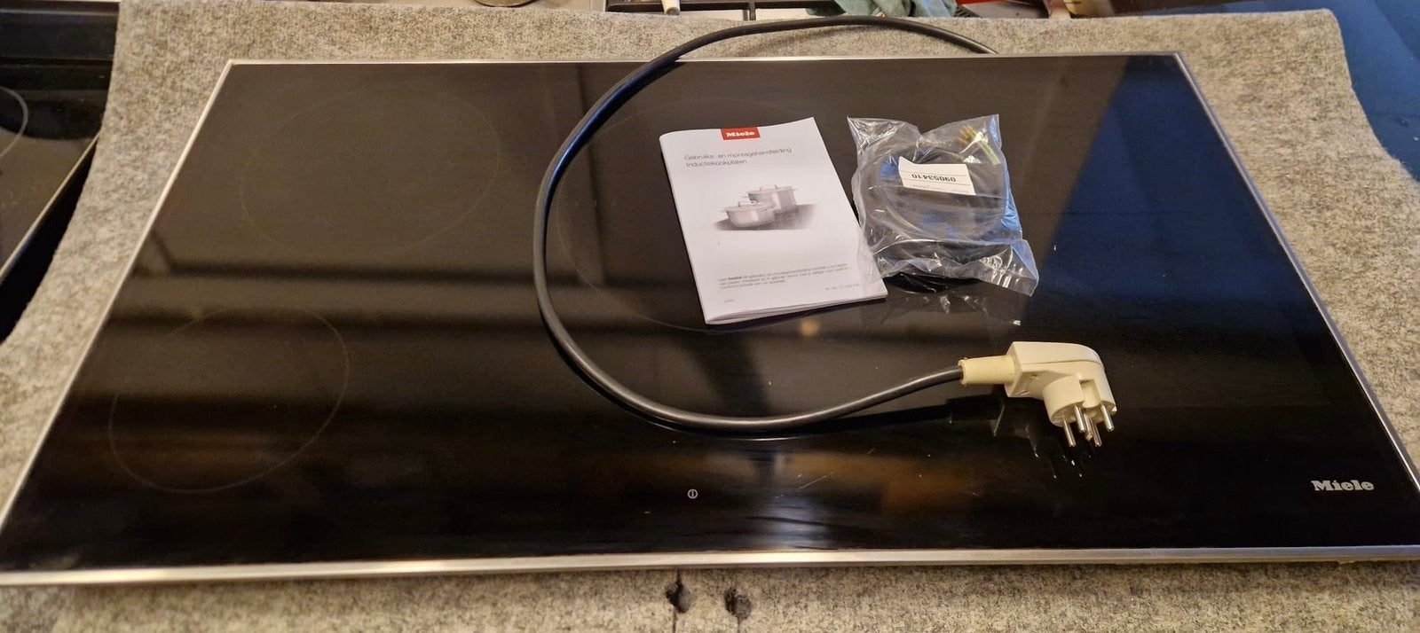 Miele KM 7699 FR inductie kookplaat, Ophalen, Gebruikt, Inbouw, Inductie