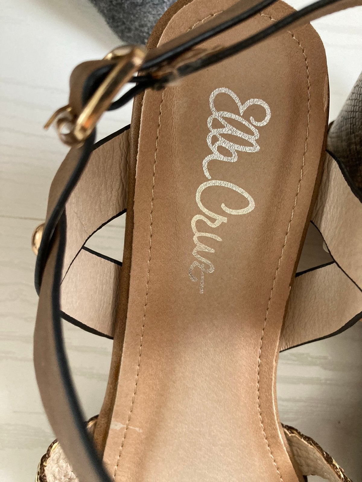 Ella Cruz Sandalen met gouden details en slangenprint, Ophalen of Verzenden, Zo goed als nieuw, Bruin, Sandalen of Muiltjes