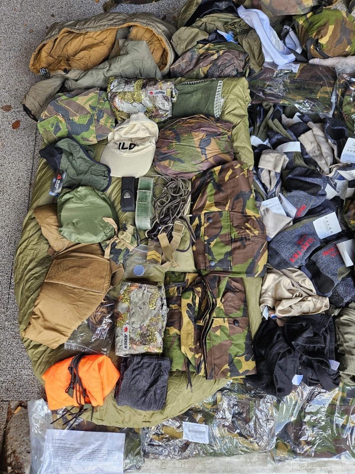 Militair uitrusting pakket - Rugzak, kleding en meer, Ophalen, Landmacht, Overige gebieden, Kleding of Schoenen
