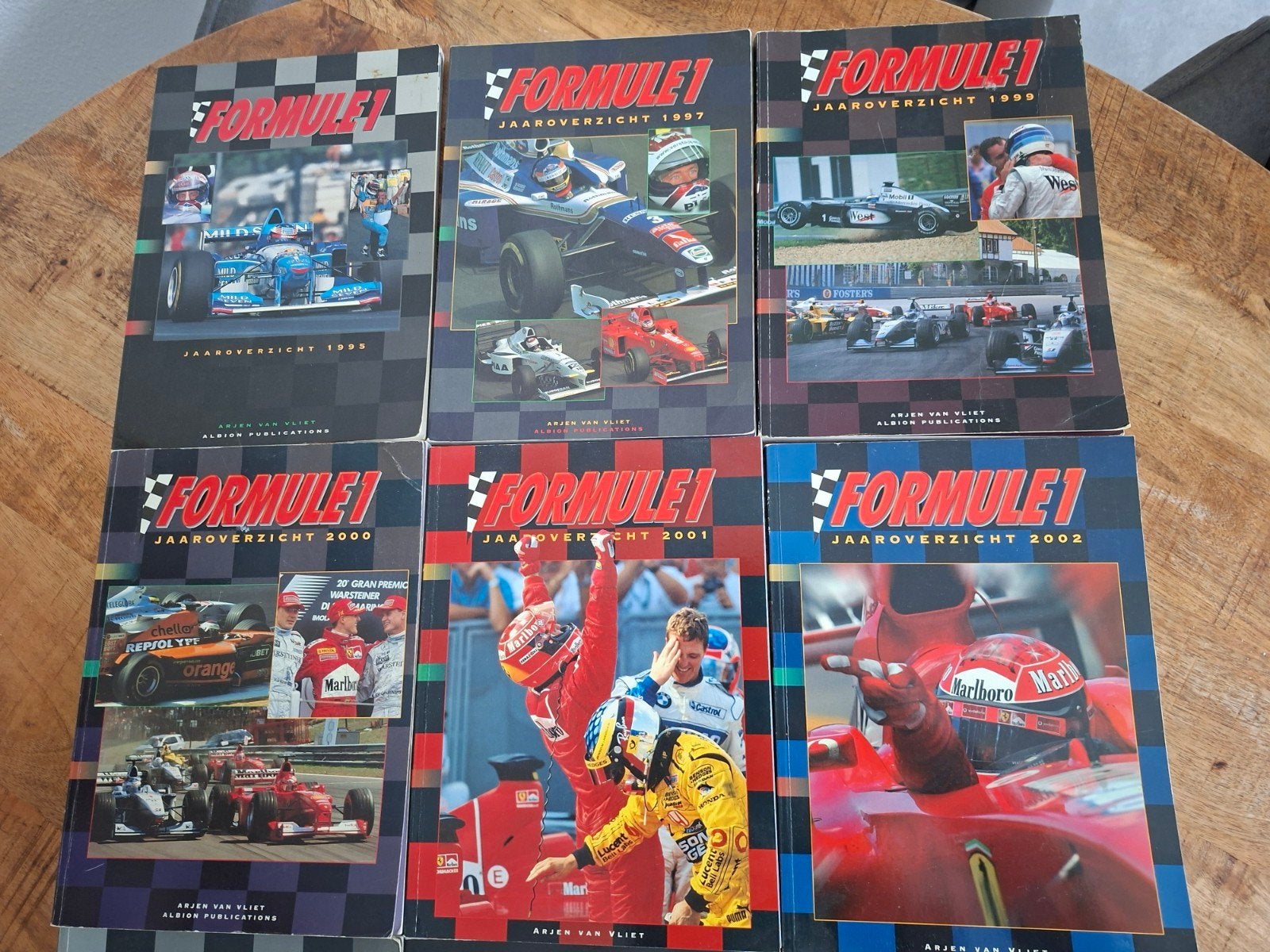 12 x Formule 1 magazine jaaroverzicht diverse jaren, G1, Ophalen
