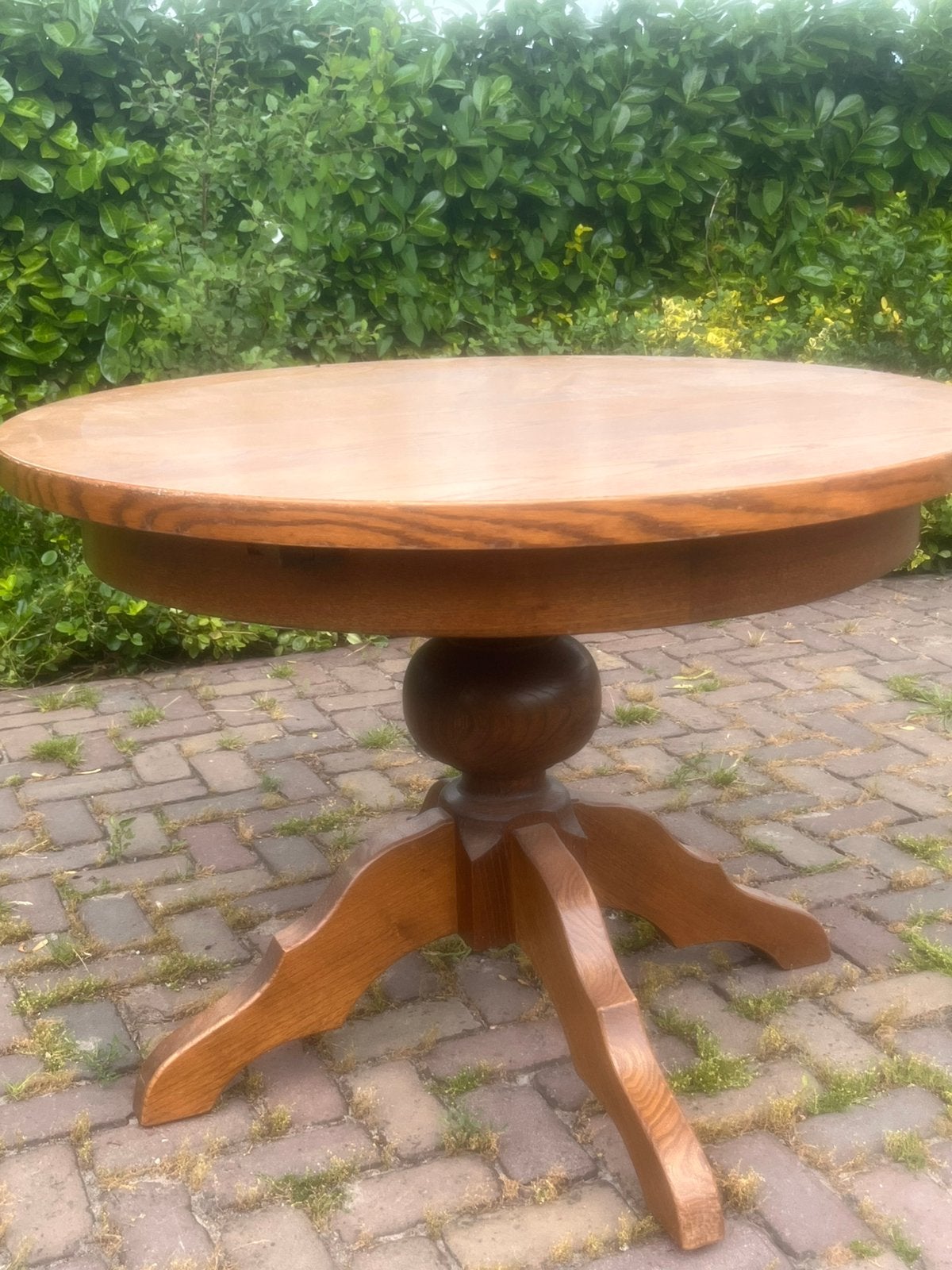 Ronde Eiken eettafel. Bolpoottafel, eethoek ovaal, Antiek en Kunst, Ophalen of Verzenden