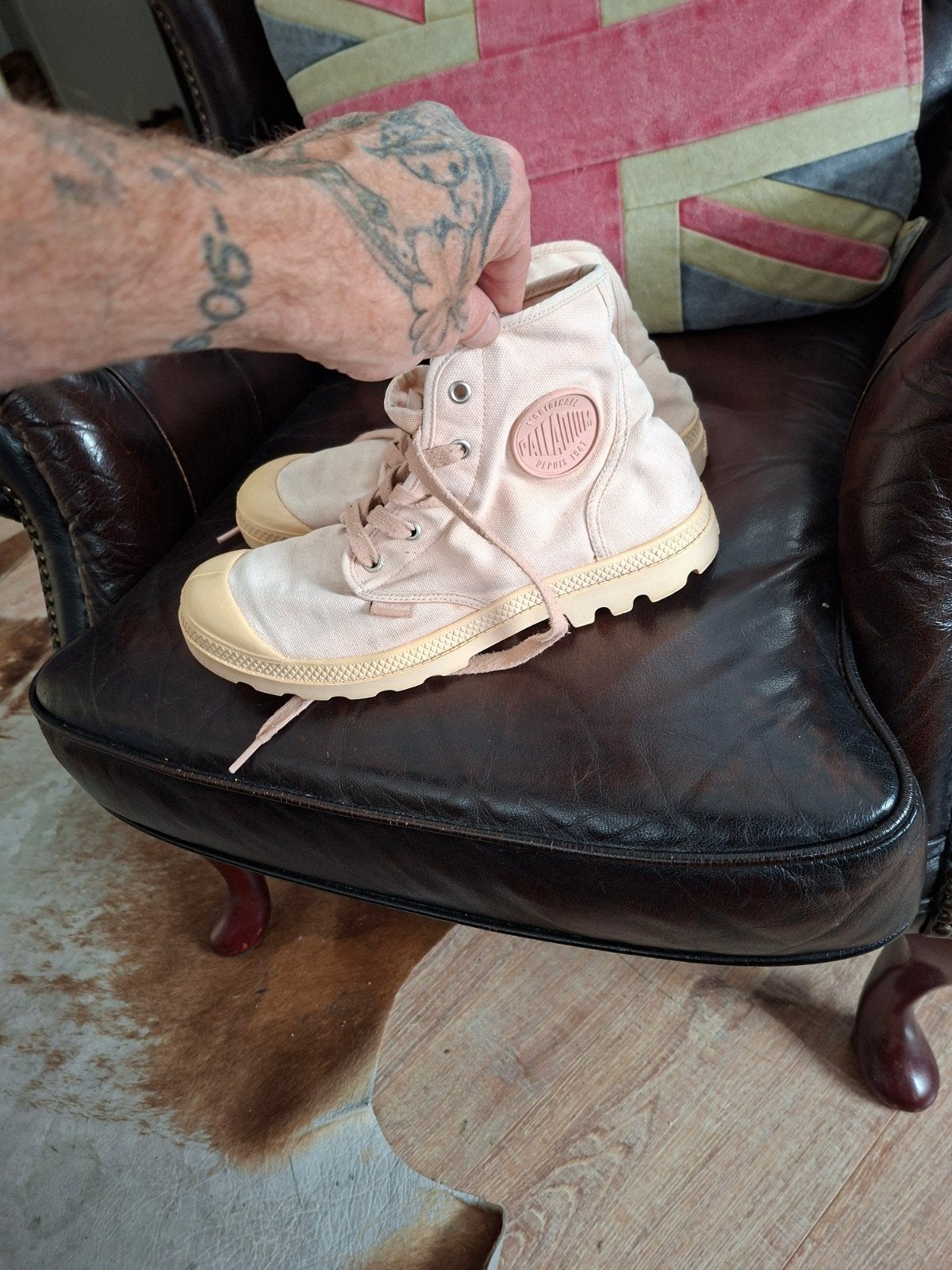 🧩 Palladium pampa hi dames schoenen maat 42, Palladium, Ophalen of Verzenden, Sneakers of Gympen, Roze
