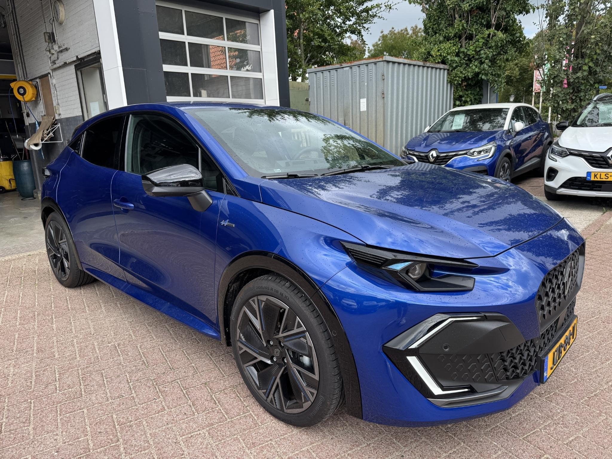 Renault Clio 1.8 Hybrid 160 esprit Alpine+Pack Winter!, Auto's, Gebruikt, Euro 6, 4 cilinders, Origineel Nederlands