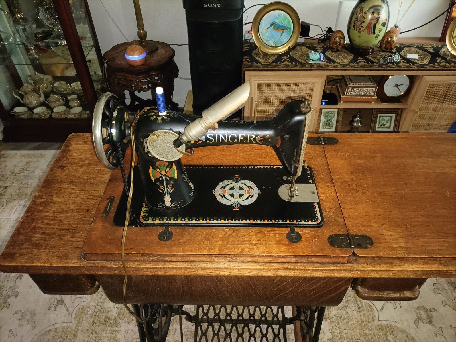 Antieke Singer Naaimachine met Houten Kast en Pedaal, Ophalen of Verzenden