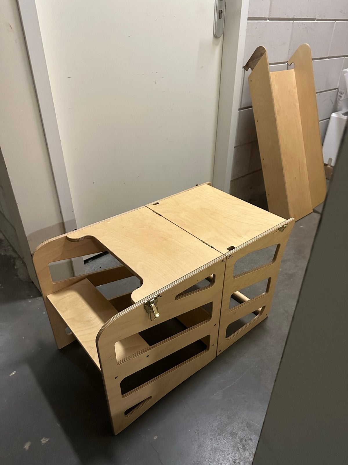 WECO Kids Keuken Toren 3-in-1 met Glijbaan, Kinderen en Baby's, Ophalen, Gebruikt, Jongen of Meisje