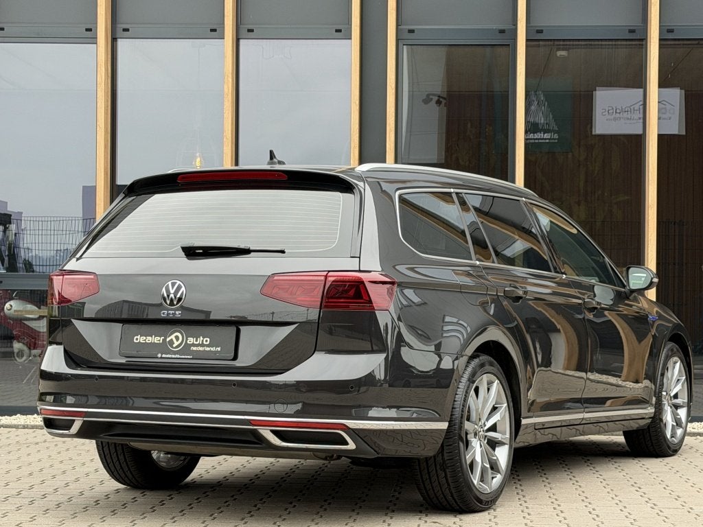 Volkswagen Passat Variant 1.4 TSI PHEV GTE Bns (bj 2022), Auto's, Volkswagen, Gebruikt, 4 cilinders, 157 pk, Plug-in hybride