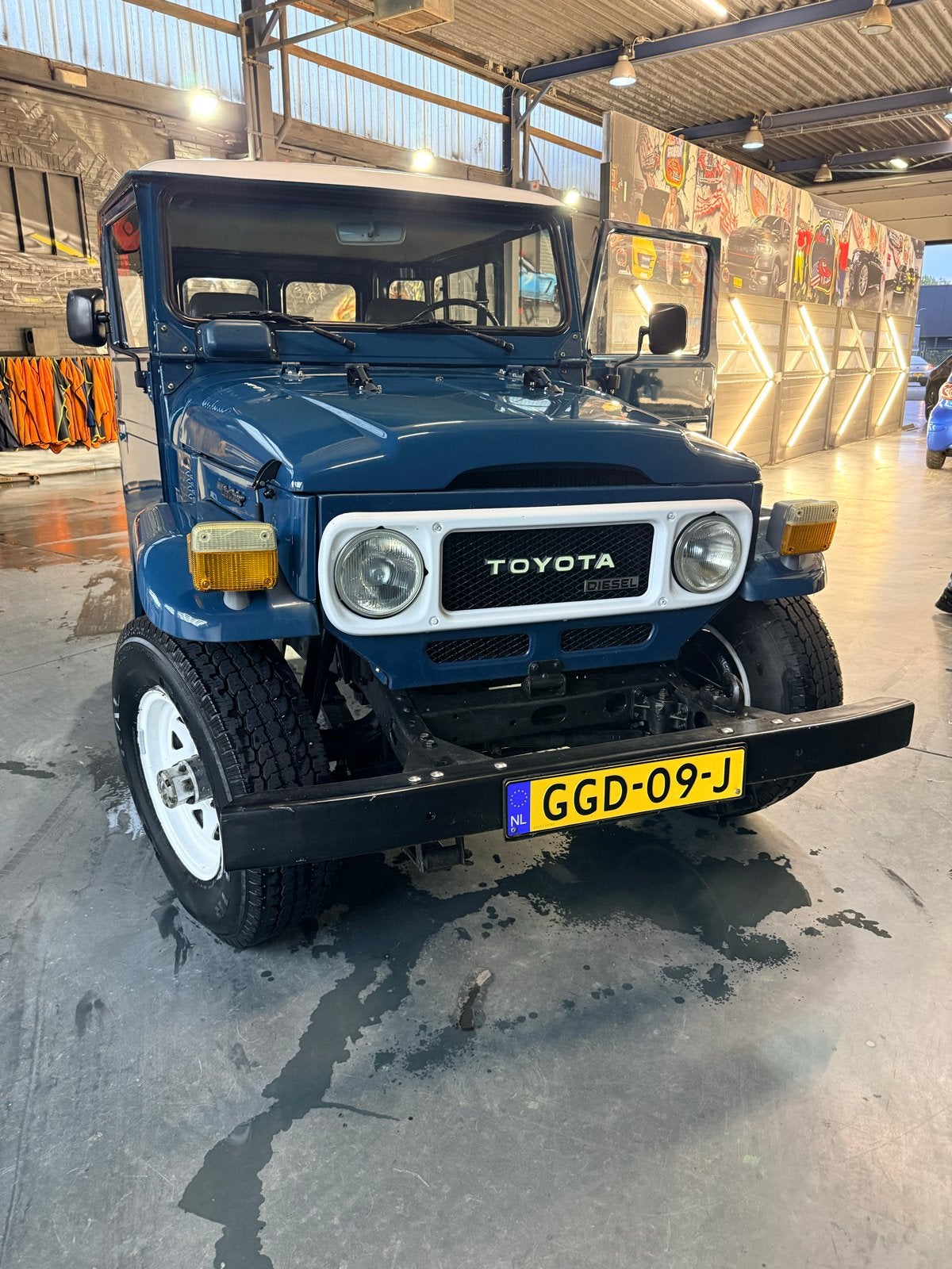 Toyota 1979 Bj40 gerestaureerd, Blauw, 7 stoelen, Stationwagon, Diesel