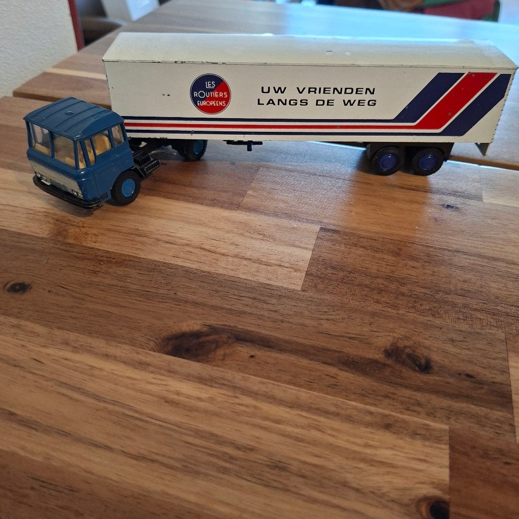 DAF,S 2600 CBNATIES O.A.ZWAARDEMAKER ,REMIA,DIV TRUCKS., Hobby en Vrije tijd, Modelauto's | 1:50, Zo goed als nieuw, Bus of Vrachtwagen