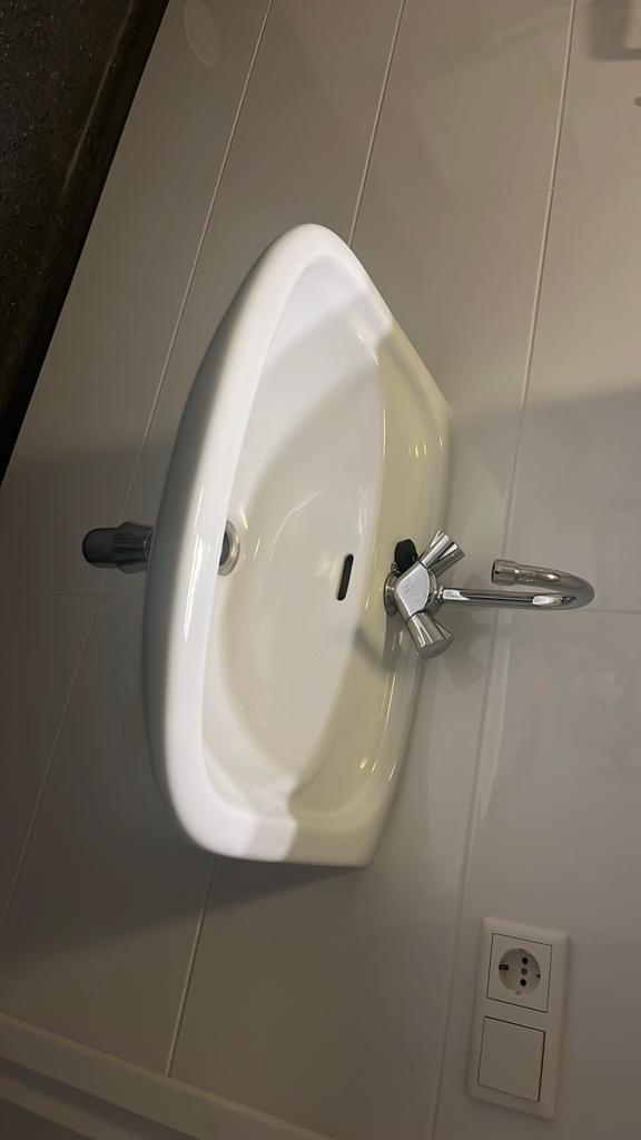Wastafel met Grohe mengkraan, Ophalen, Zo goed als nieuw, Chroom, Wastafel