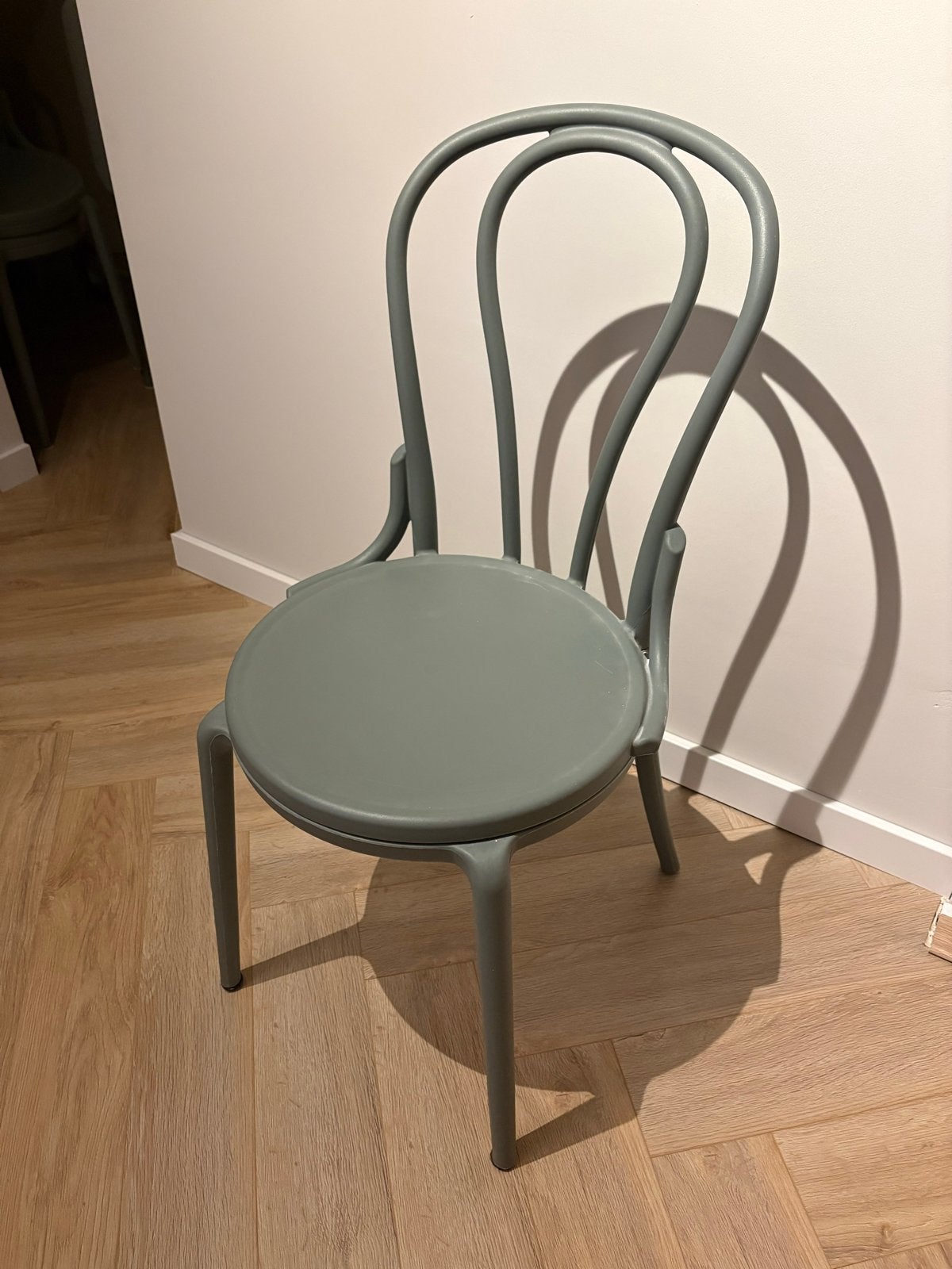 Groene kunstof stoelen, Ophalen, Kunststof, Overige kleuren, Drie