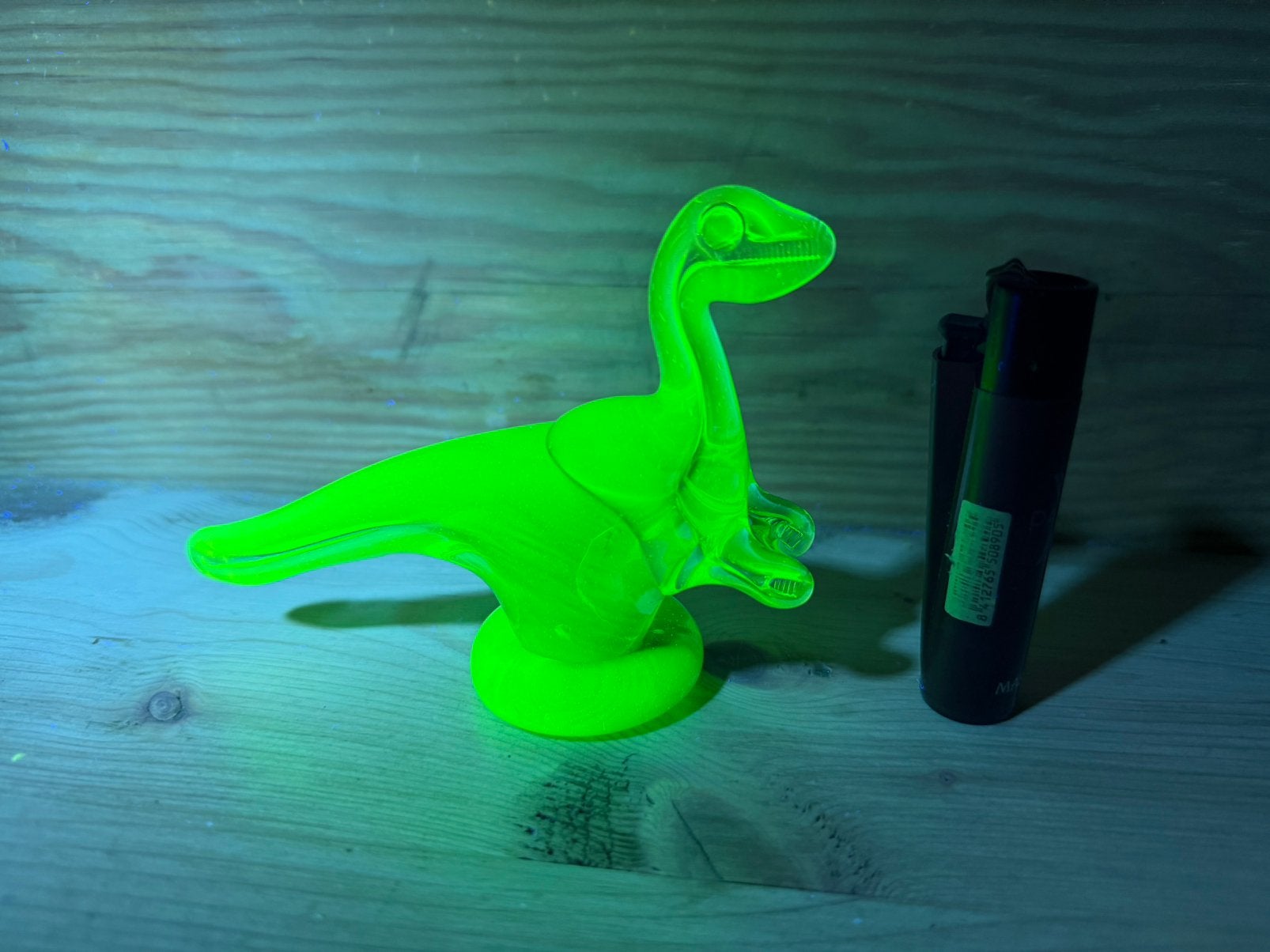 Uranium glass Dinozaur, Ophalen of Verzenden