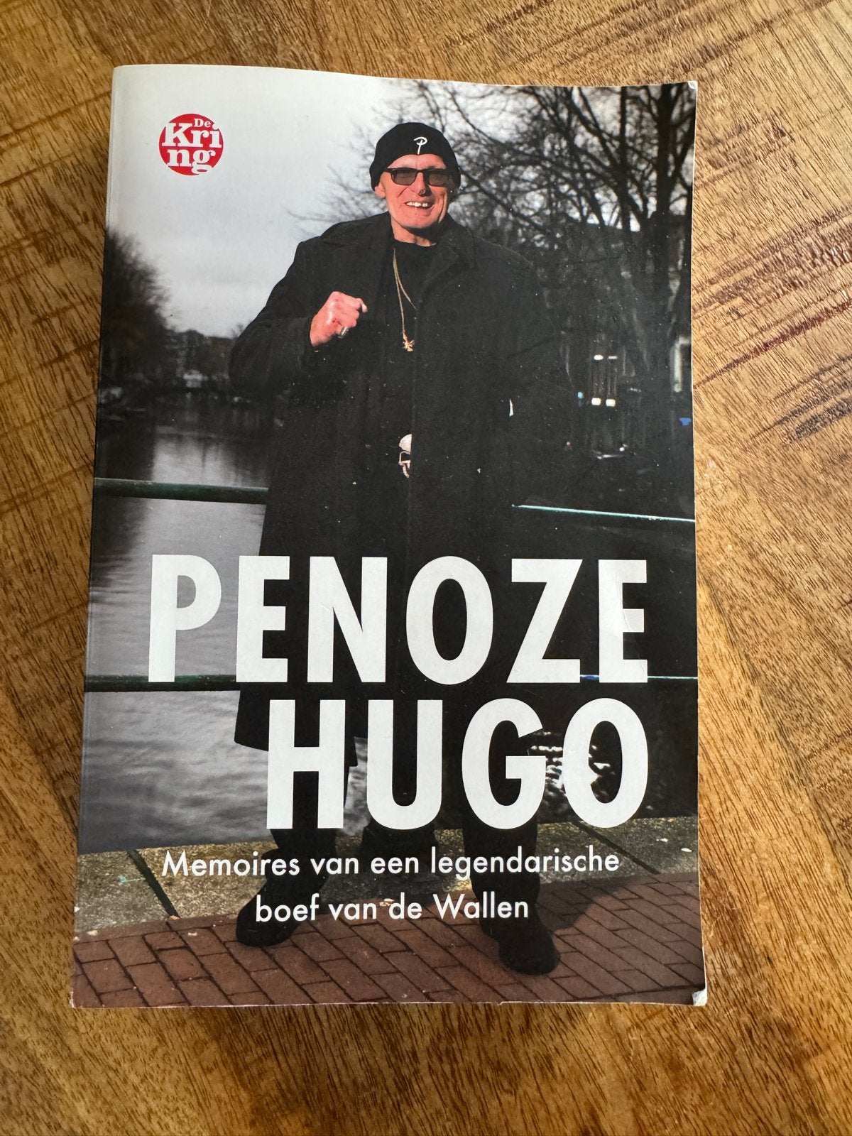 Penoze Hugo: Memoiren van een legendarische boef, Boeken, Ophalen of Verzenden, Gelezen, Overige