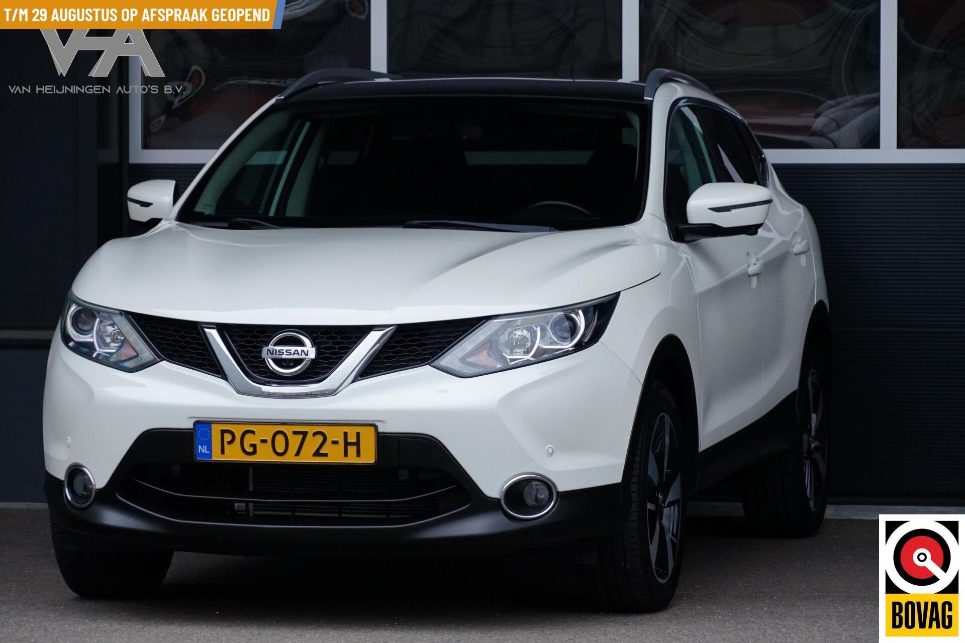 Nissan Qashqai 1.2 N-Connecta NL, trekh. pano, cam. keyless,, Auto's, Nissan, Voorwielaandrijving, Gebruikt, Euro 6, 4 cilinders