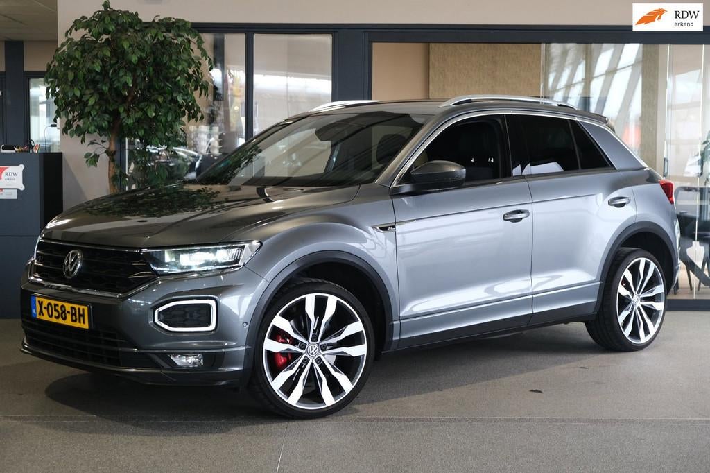 Volkswagen T-Roc 1.5 TSI 150PK DSG 2x R-line Beats Camera Na, 4 cilinders, 150 pk, Leder en Stof, Origineel Nederlands