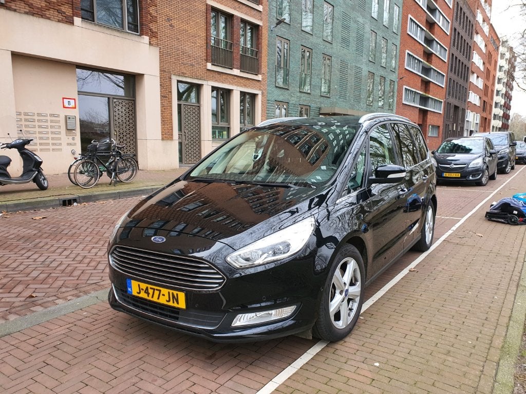 Ford Galaxy 2.0 Ecoboost Titanium Automaat (241pk) 2016, Auto's, Ford, 1800 kg, Zwart, 4 cilinders, Zwart