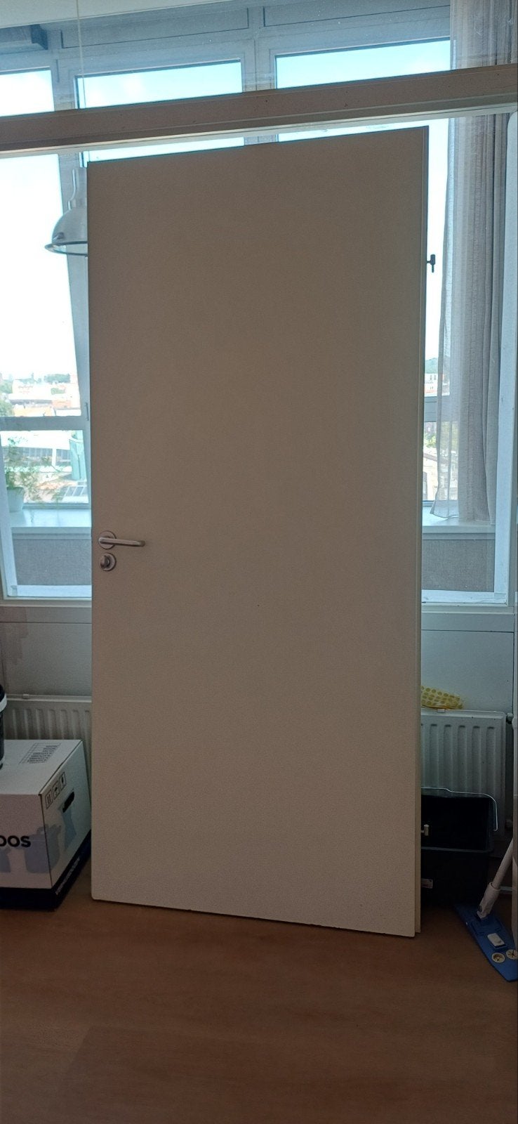 Witte binnendeur met beslag, Ophalen, Binnendeur, 200 tot 215 cm