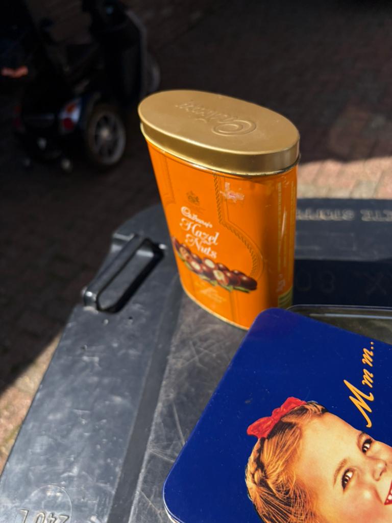 Dieversen blikken zie foto’s, Ophalen of Verzenden, Zo goed als nieuw, Overige