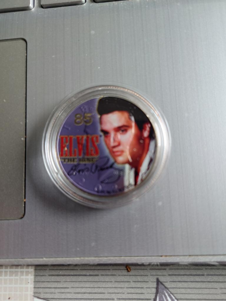 Elvis Presley Herdenkingsmunt - The King of Rock 'n' Roll, Ophalen of Verzenden, Noord-Amerika, Losse munt