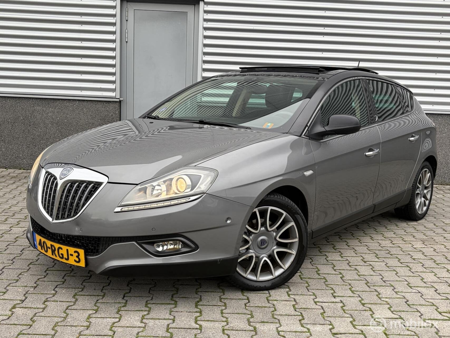 Lancia Delta 1.4 16v KOOPJE!Panoramadak-Trekhaak-Airco,, Auto's, Voorwielaandrijving, Euro 5, 4 cilinders, Origineel Nederlands