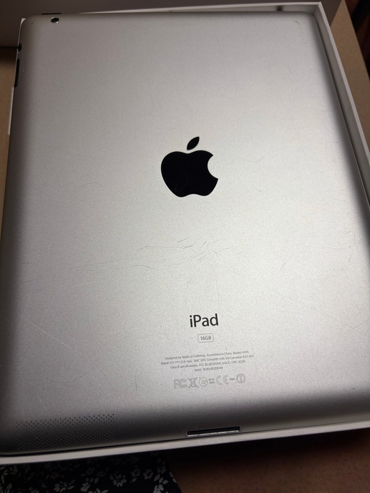 Defecte Apple iPad 16GB (A1395) voor onderdelen, Computers en Software, Apple iPads, Apple iPad, Niet werkend, 16 GB, Wi-Fi