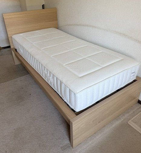 Ikea bed met matras, Ophalen, 90 cm, Eenpersoons, Beige