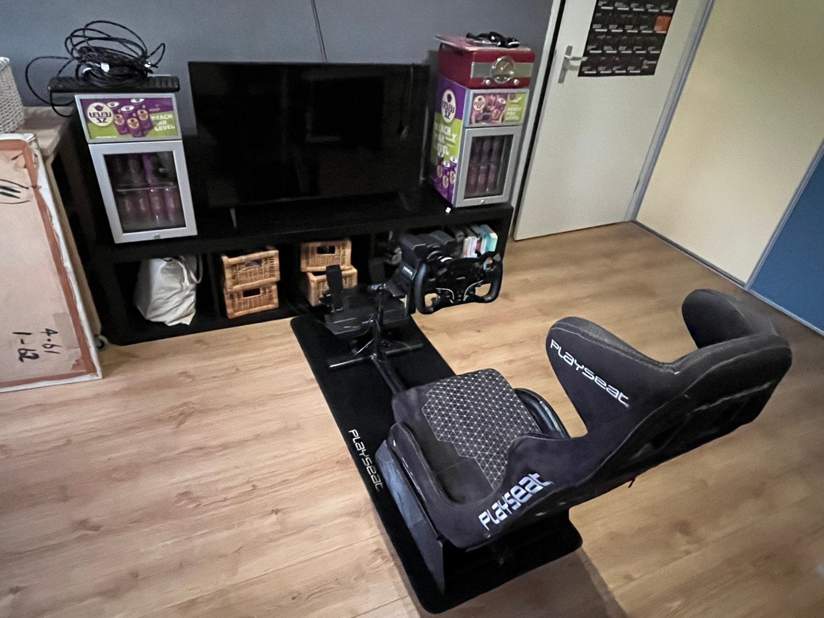 Racesimulator Playseat, Monza Racing R5-stuur. Opt.Tv 43inch, Spelcomputers en Games, Ophalen, Overige merken, Zo goed als nieuw