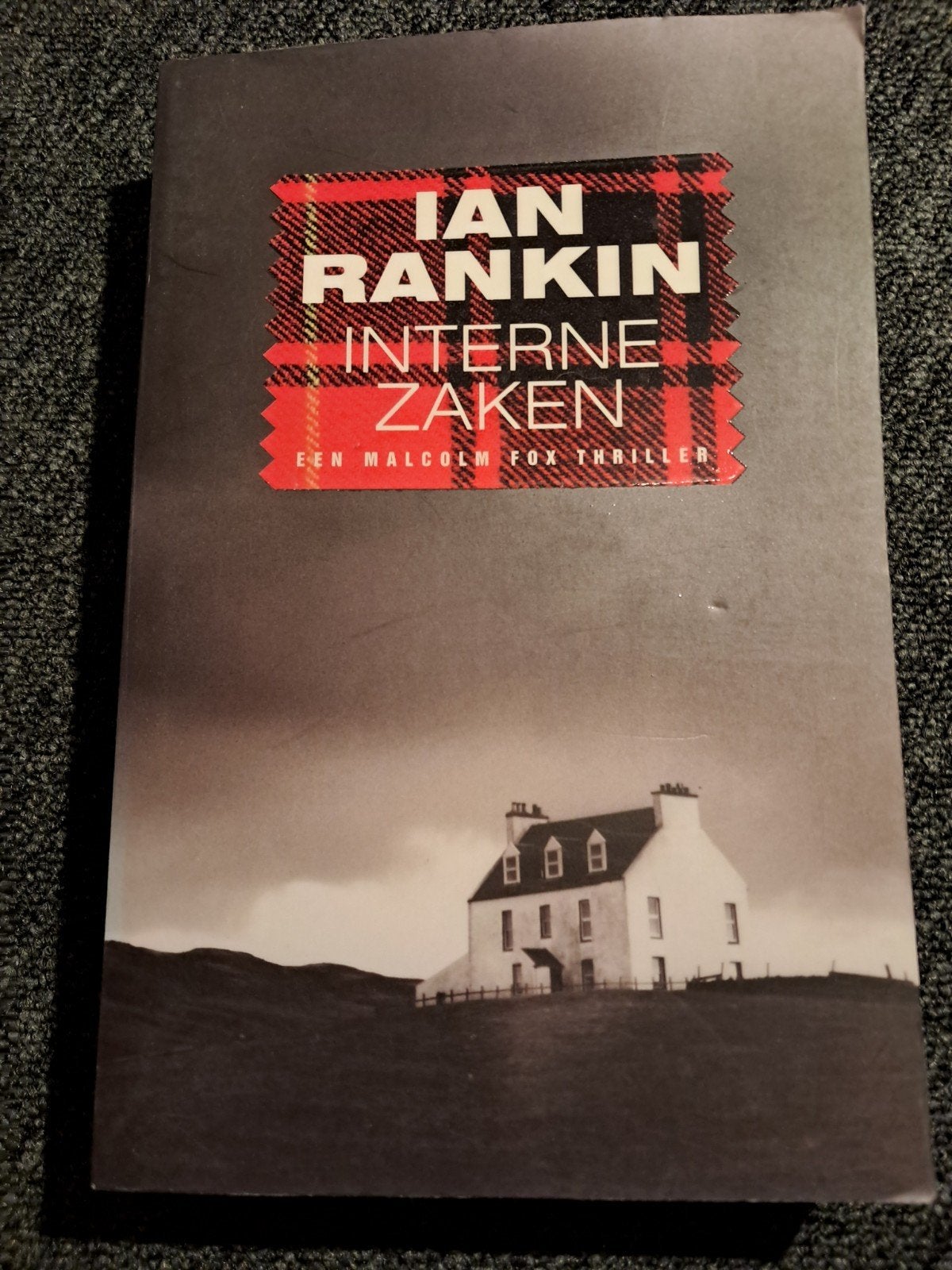 Ian Rankin - Interne zaken, Europa overig, Ophalen of Verzenden, Zo goed als nieuw, Ian Rankin