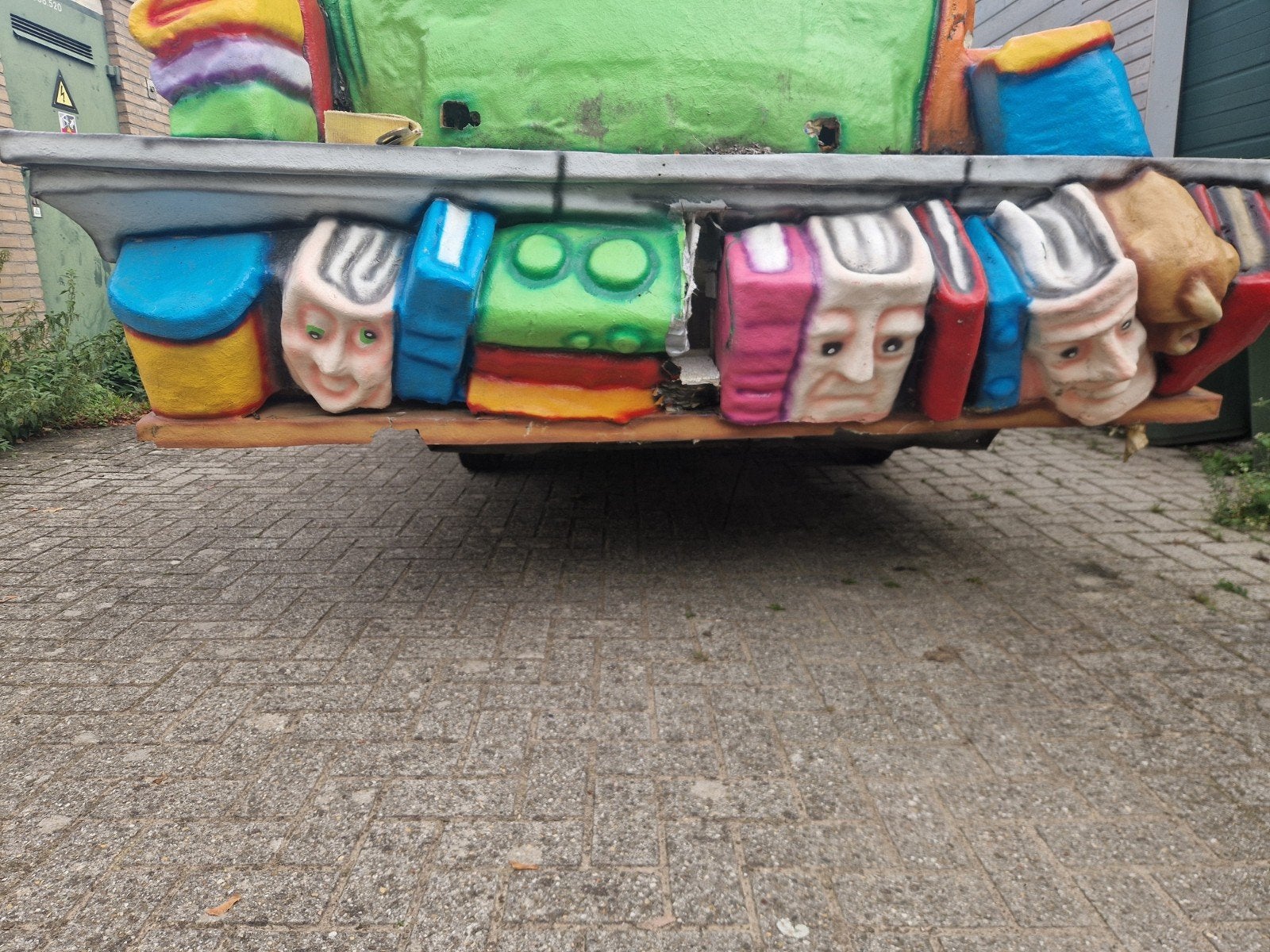 carnavalswagen decoratie .oet weg elke prijs mogelijk, Ophalen, Overige maten