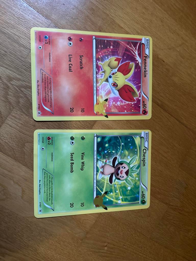 Pokémon Fennekin & Chespin kaarten - Celebrations, Ophalen, Zo goed als nieuw, Meerdere kaarten