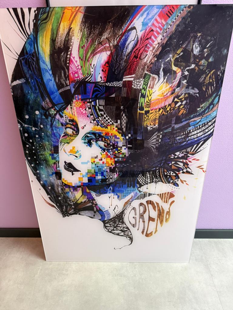 Acryl kunstwerk, Ophalen