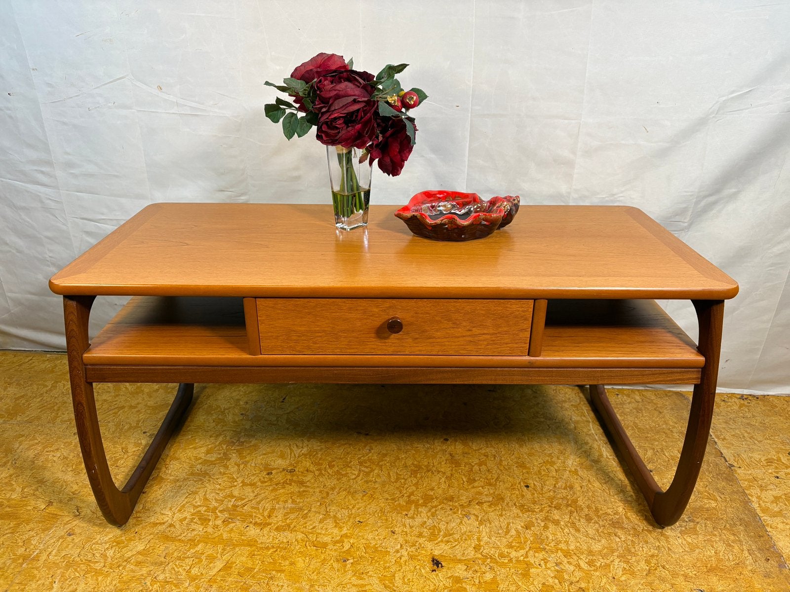 Gratis verzending! Vintage RetrosalontafelMidCenturyTeak1970, Parker Knoll, 50 – 75, Gebruikt, Parker Knoll