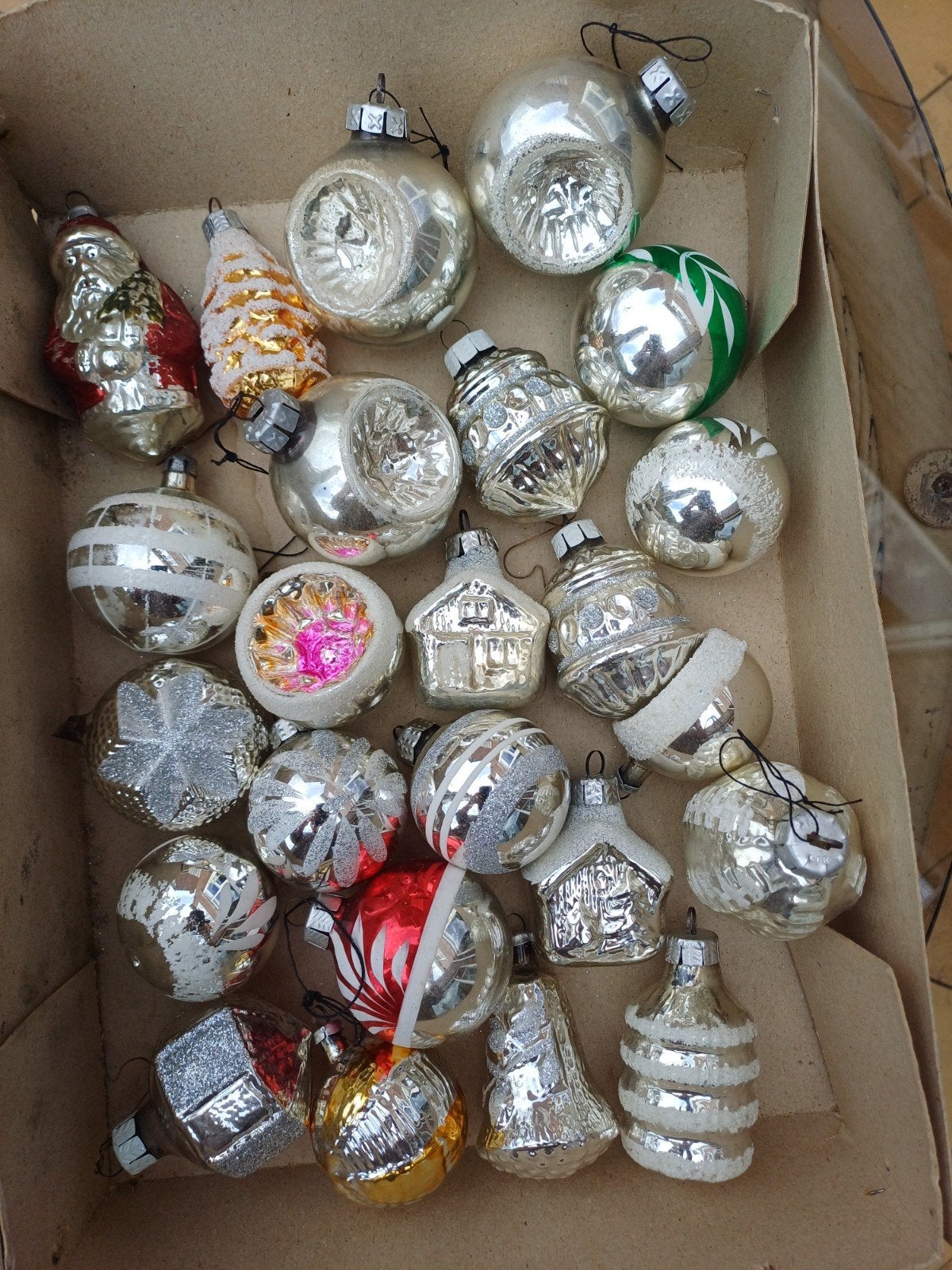 doos kerstversiering van glas (24 stuks), Ophalen of Verzenden, Gebruikt
