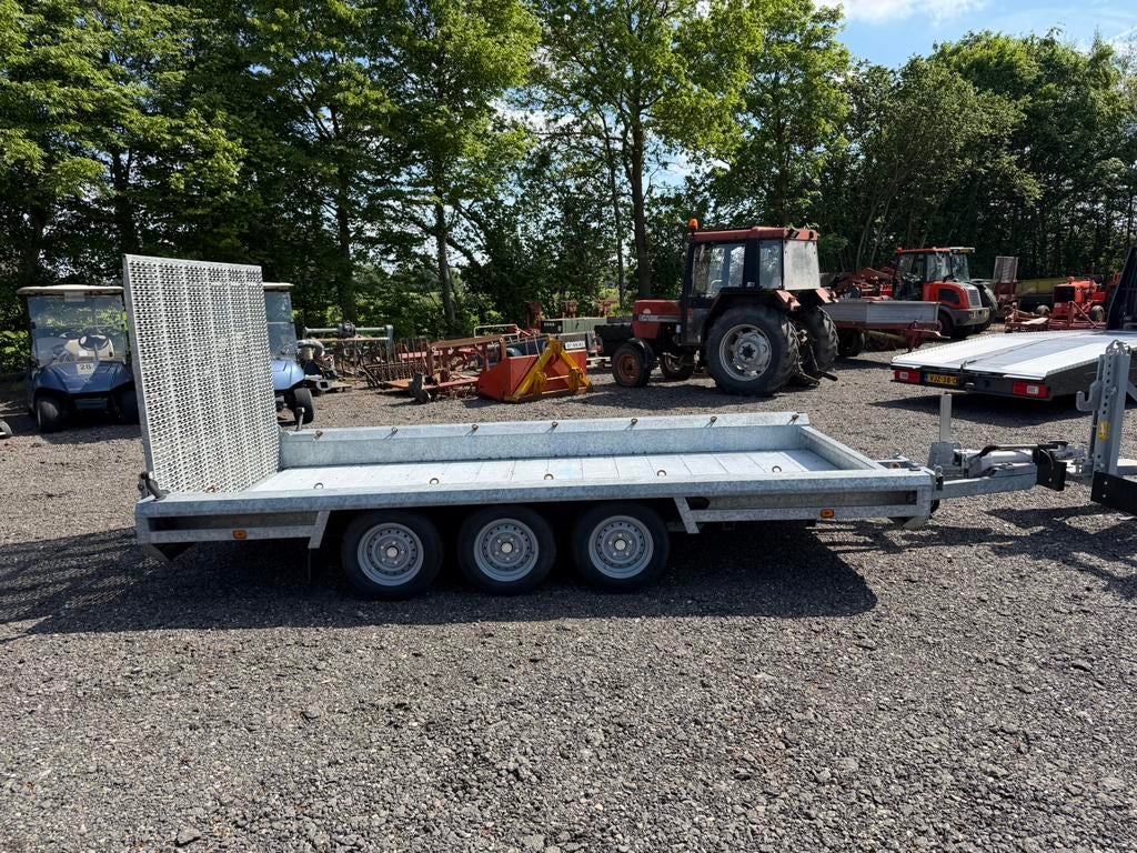 HULCO TERRAX 3 asser tridem aanhanger machinetransporter, Ophalen, Zo goed als nieuw