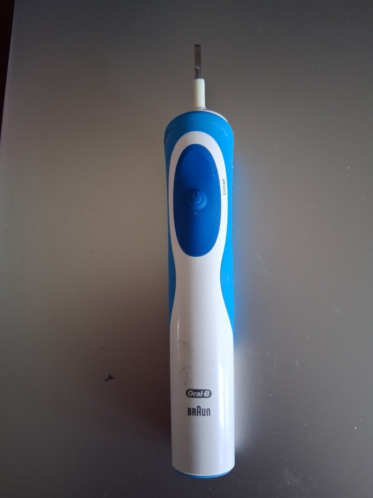 Oral B electrische tandenborstel., Ophalen of Verzenden, Gebruikt, Tandenborstel