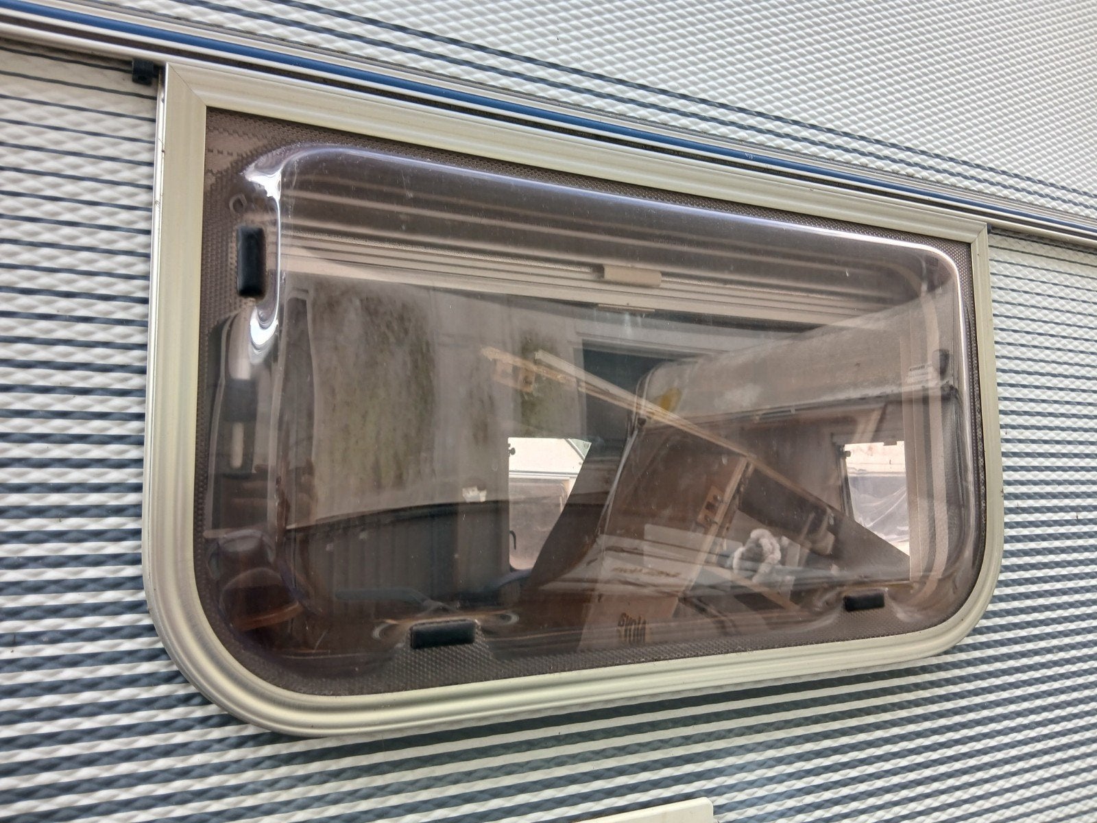 KEUKENRAAM LMC  CARAVAN BRONS  77.5 X 43 CM NIEUWSTAAT, Caravans en Kamperen, Caravan accessoires, LMC, ., Ophalen of Verzenden