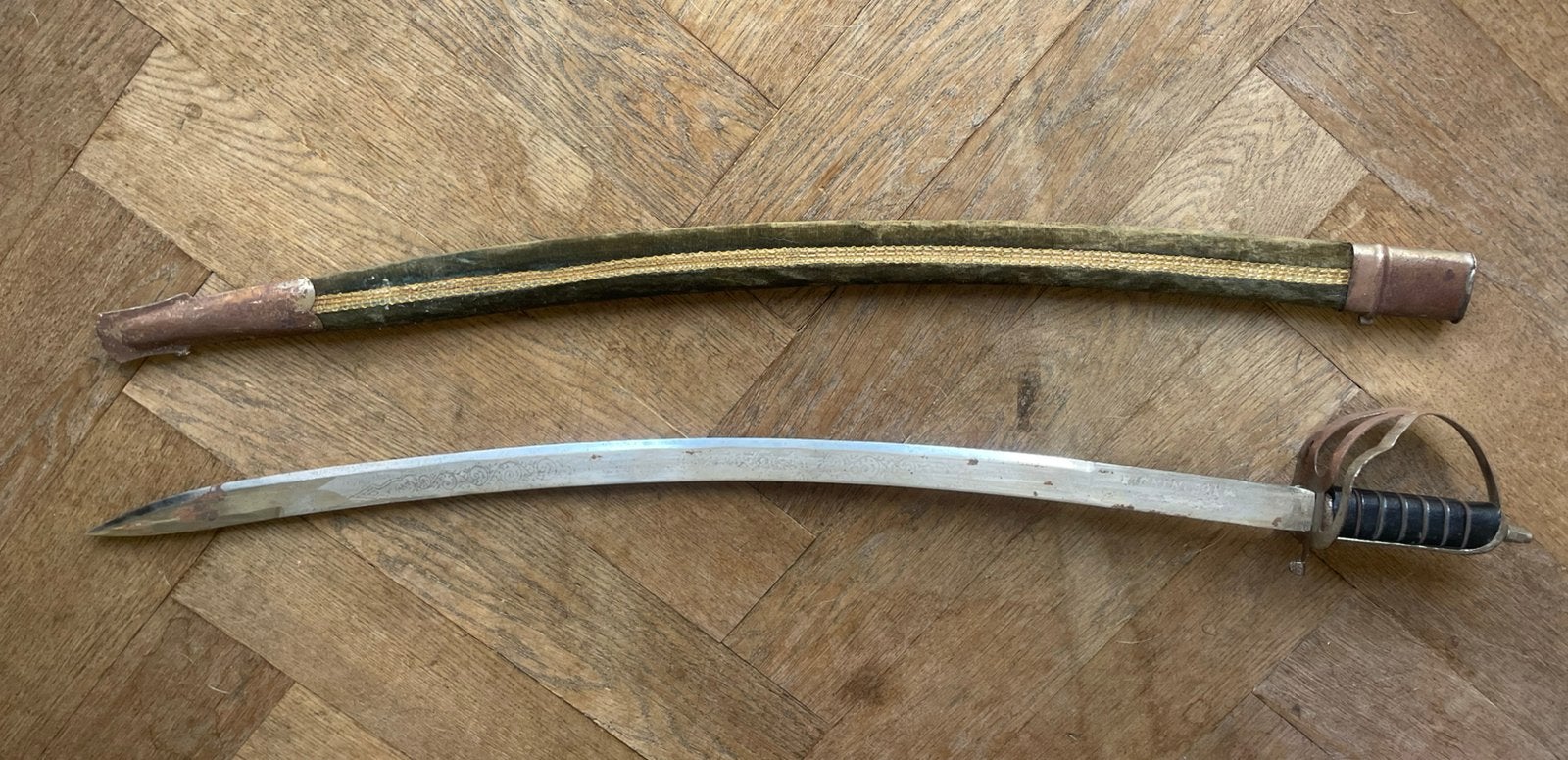 Sabel / Zwaard - cavelarie uit India-met fluwelen schede ‘75, Ophalen of Verzenden, Landmacht, Azië, Zwaard of Sabel