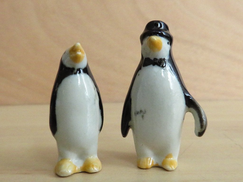 KLEIN Beeldje Pinguin Porselein Echtpaar 4 en 5 cm, Ophalen of Verzenden, Gebruikt, Vogel, Beeldje of Figuurtje