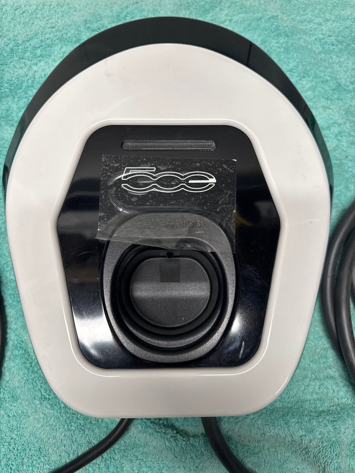 Nieuwe Easy Wallbox voor Fiat 500e - 220V, 5.5m kabel, Verzenden, Nieuw, Laadpaal