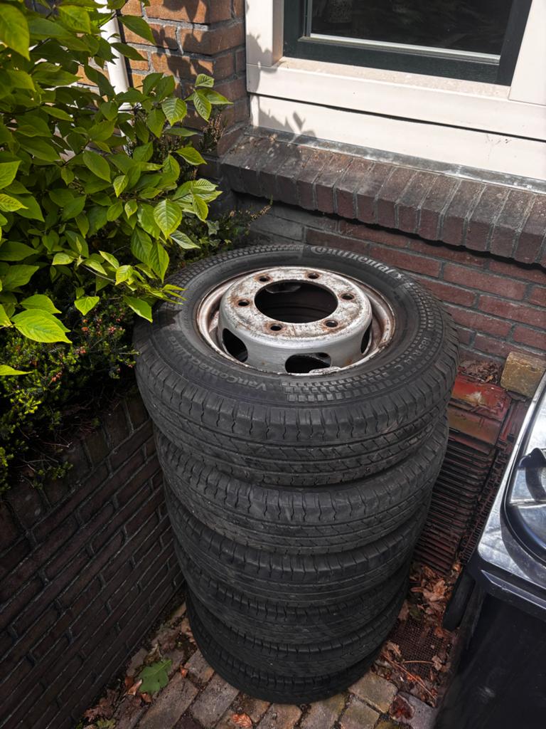 Mercedes Vario T2 Banden met velg 185 R 14 C 102/100 Q, Ophalen, 14 inch, Overige, 185 mm