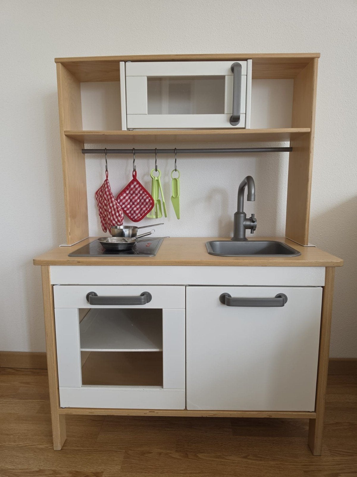 IKEA DUKTIG Speelkeuken met accessoires, Ophalen, Zo goed als nieuw, Hout, Speelkeuken